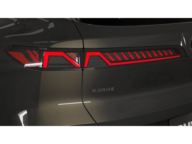 New 2027 Dravit Grey Metallic BMW 40 xDrive image 8