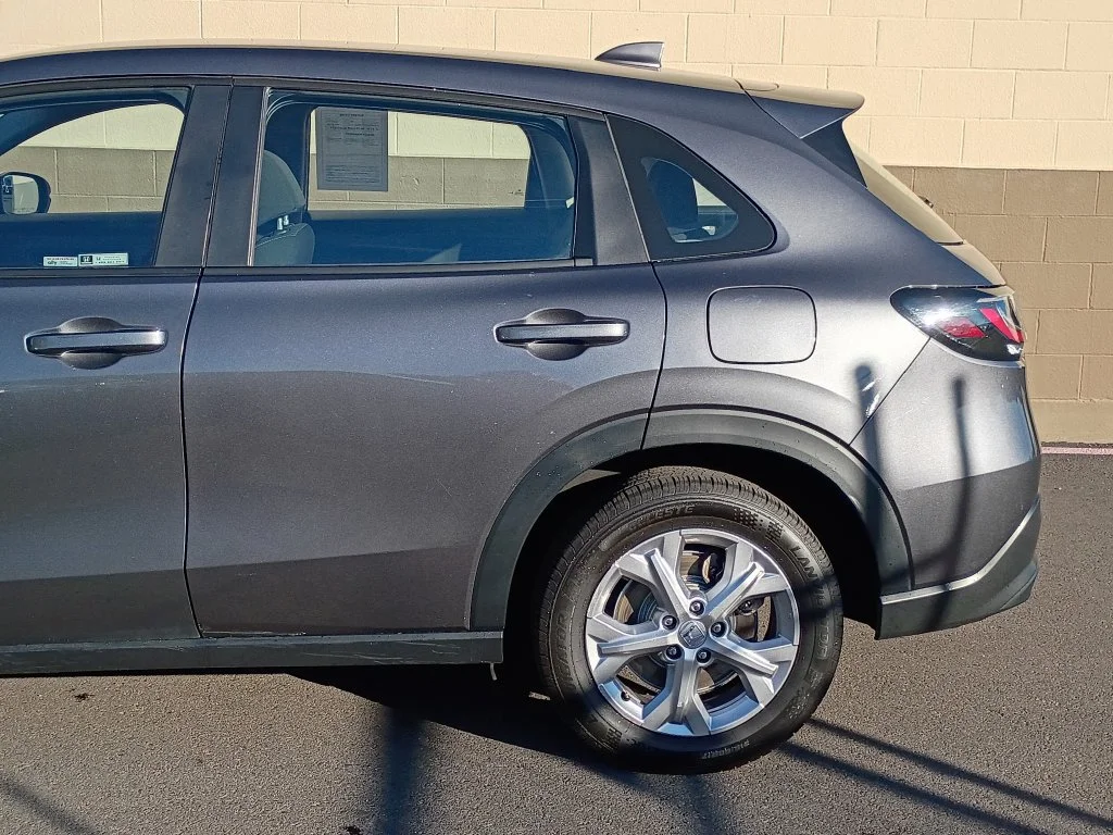 Used 2024 Modern Steel Metallic Honda LX image 8