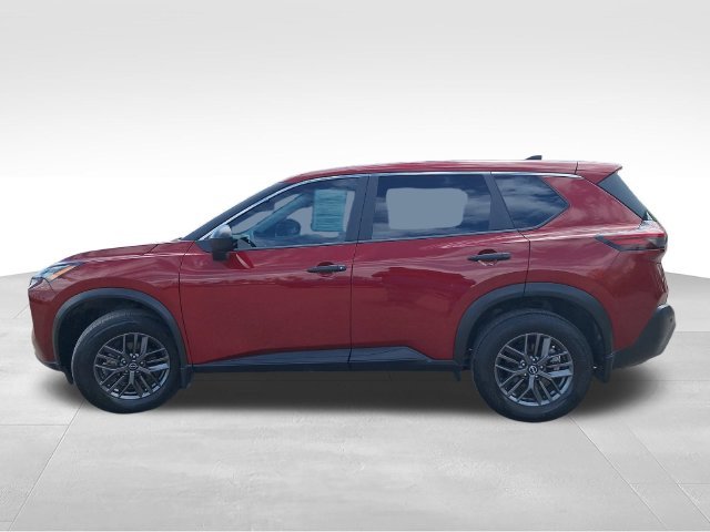 Used 2023 Red Nissan S image 5