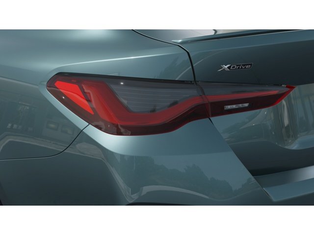 New 2026 Cape York Green Metallic BMW  image 8