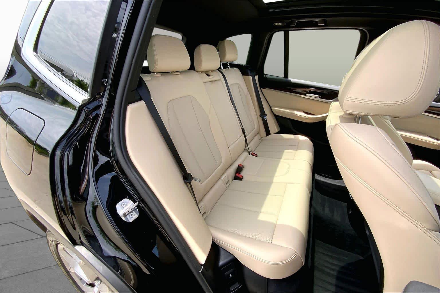 Used 2023 Jet Black BMW sDrive30i image 18