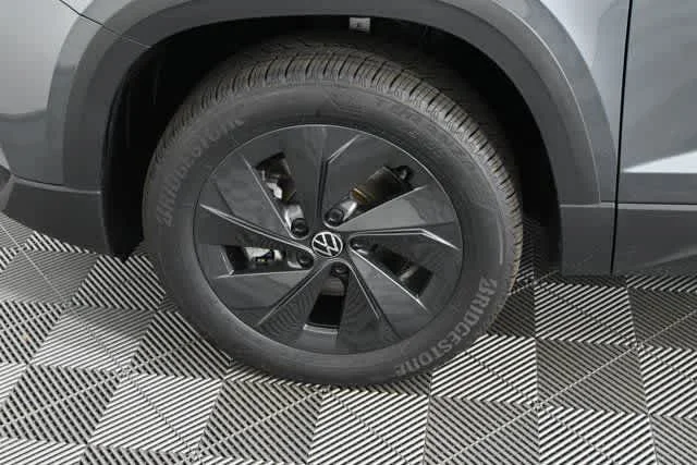 New 2026 Platinum Gray Metallic Volkswagen S image 6