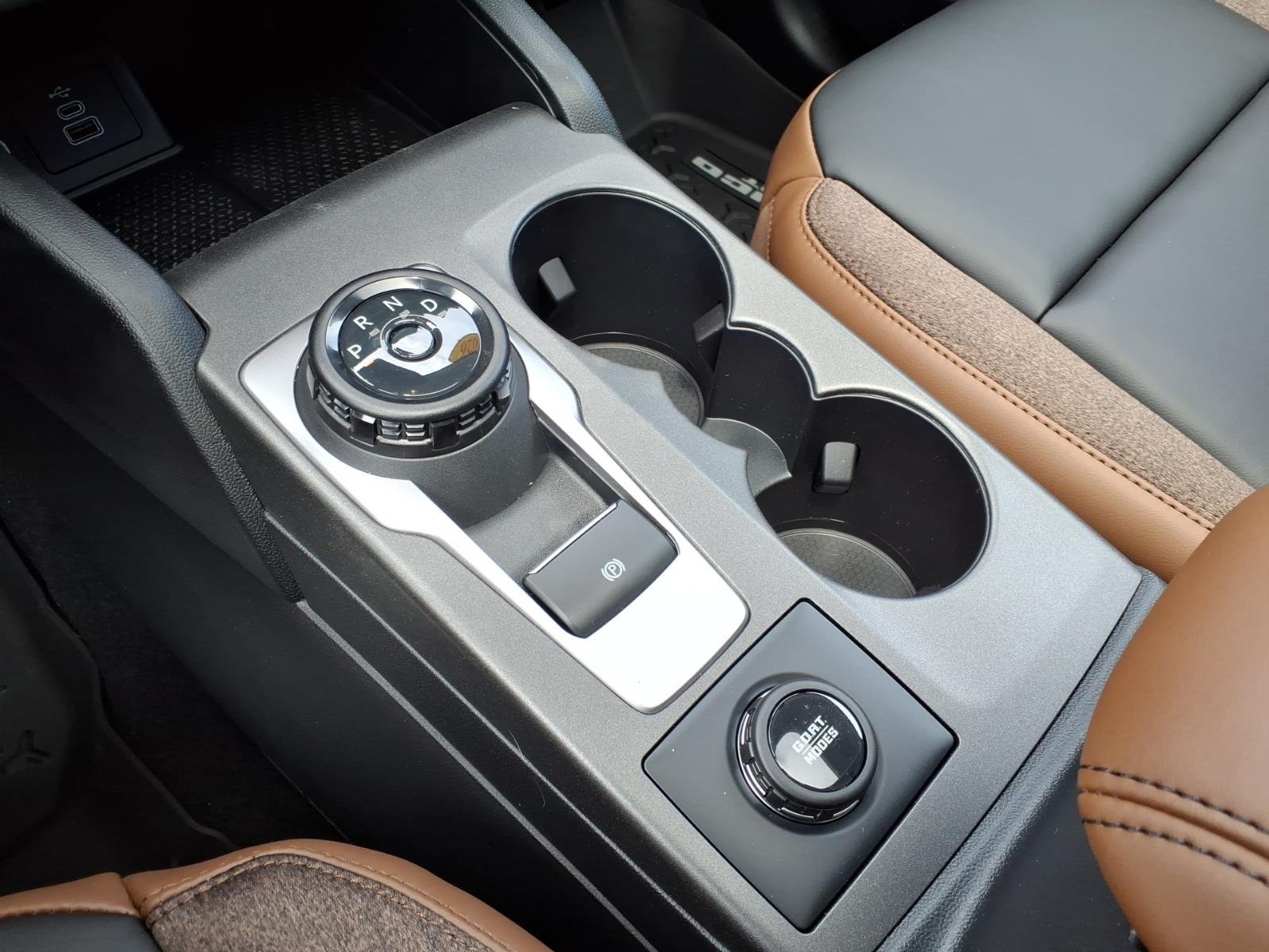 New 2026 Carbonized Gray Metallic Ford Outer Banks® image 18