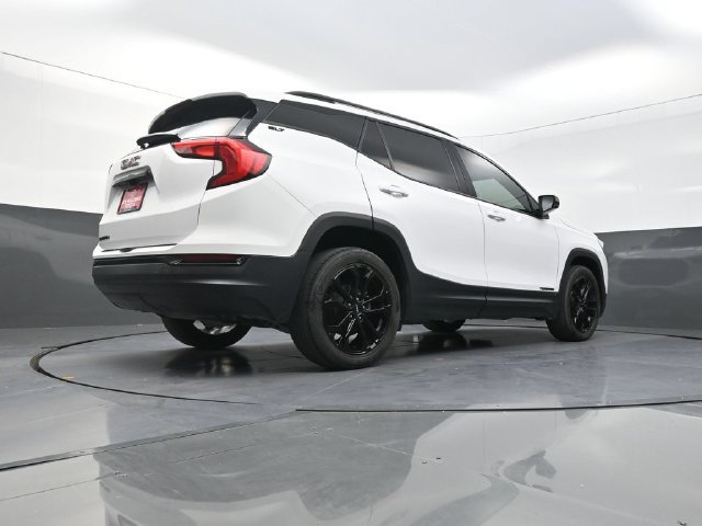 Used 2019 White GMC SLT image 40