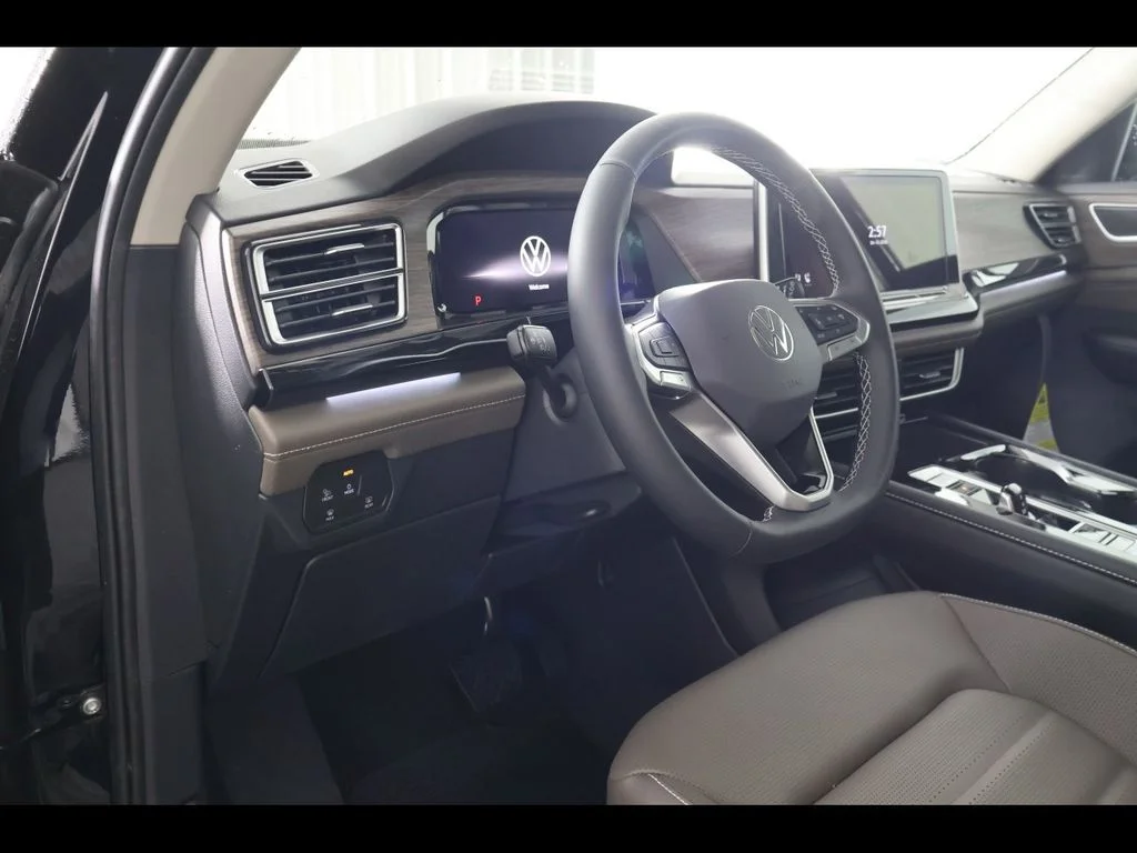 New 2026 Black Volkswagen 2.0T SEL image 13