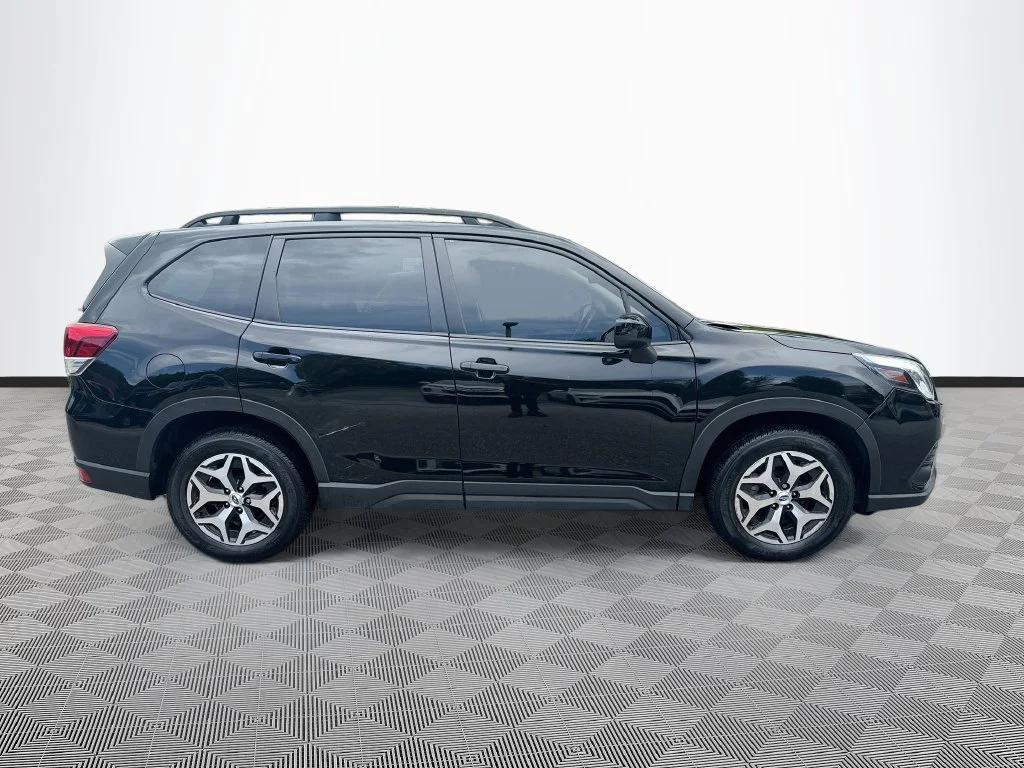 Used 2023 Black Subaru Premium image 5