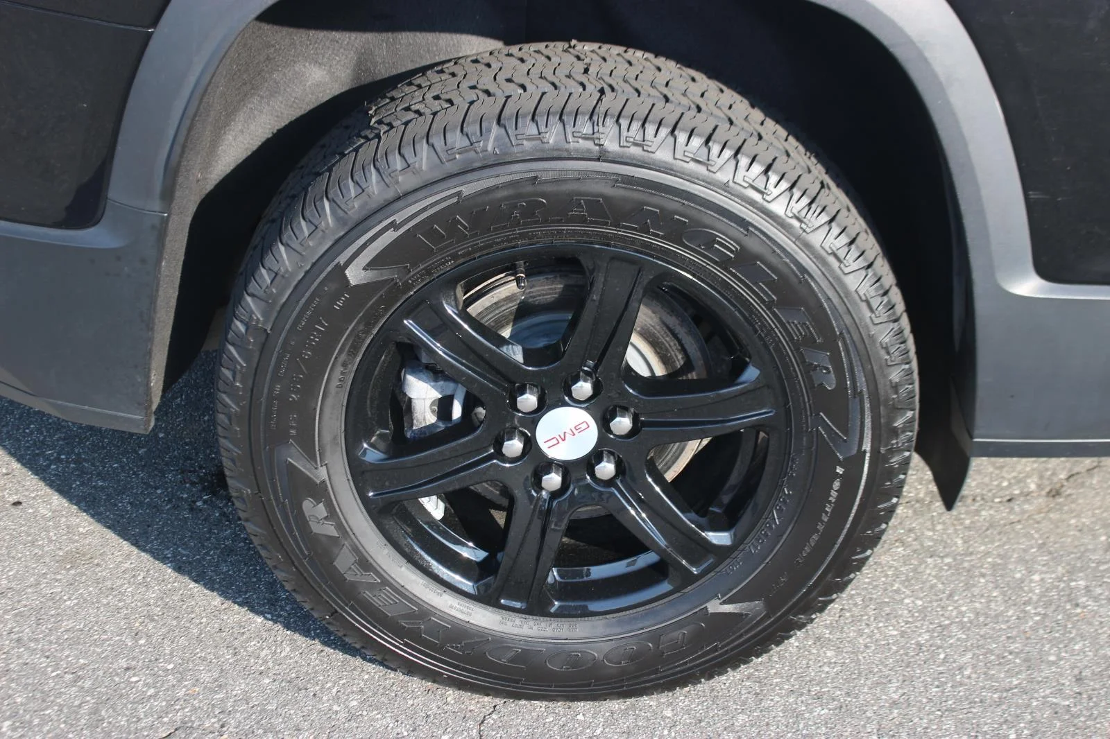 Used 2023 Ebony Twilight Metallic GMC AT4 image 42
