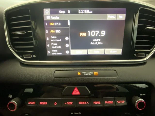 Used 2022 White Kia EX image 16