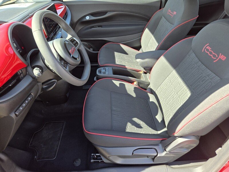 Used 2024 Red by (Red) FIAT INSPI(RED) FWD image 10