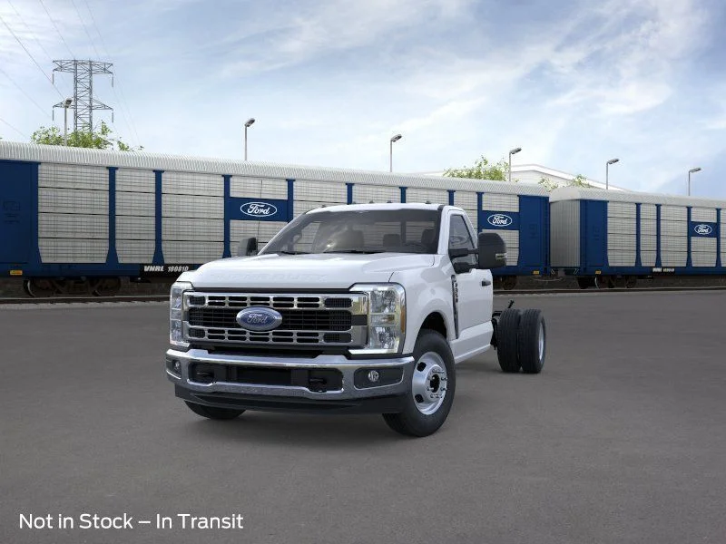 New 2026 Oxford White Ford XL image 17