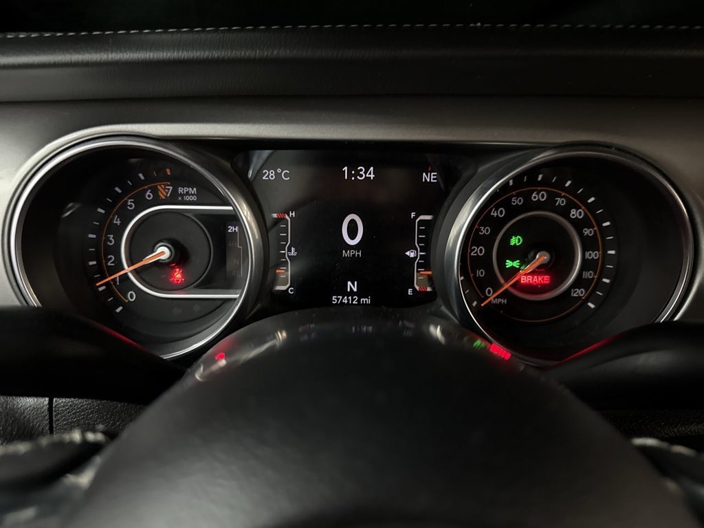 Used 2018 Gray Clearcoat Jeep Unlimited Sahara image 21
