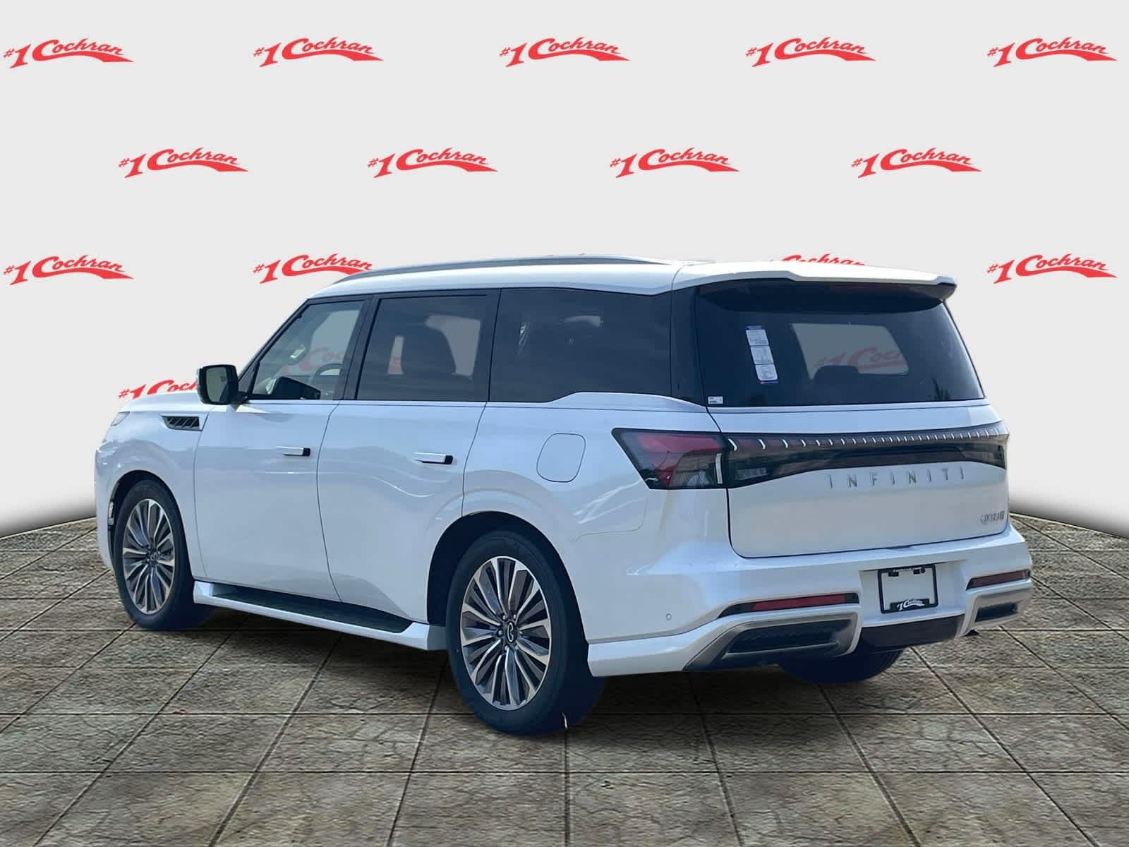 New 2026 Radiant White INFINITI LUXE image 9