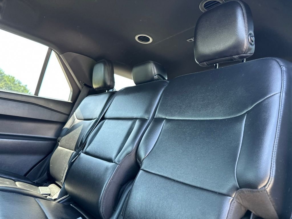 Used 2020 Beige Ford Base image 20