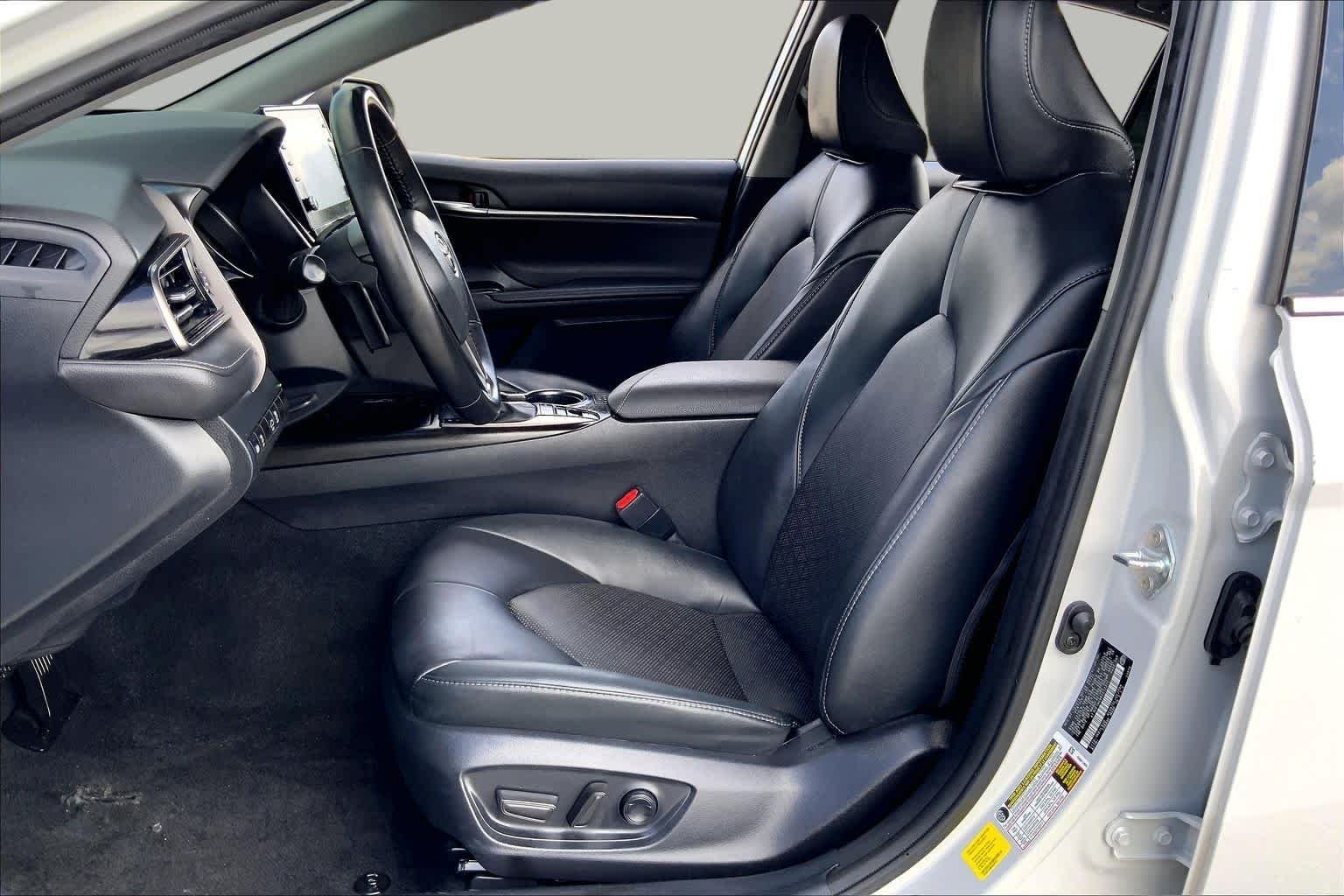Used 2024 Ice Edge Toyota XSE image 8