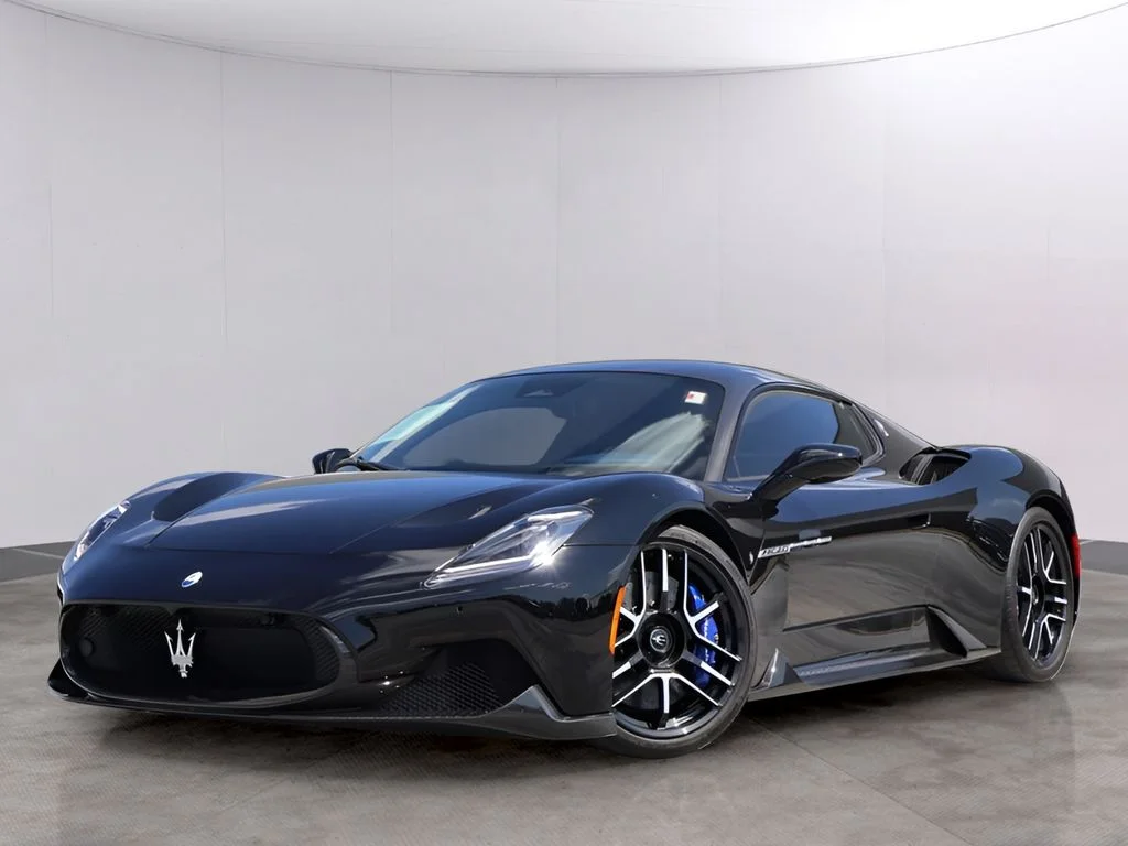 Used 2023 Nero Essenza Solid Maserati Base image 1