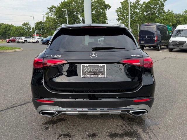 Used 2026 Black Mercedes-Benz GLC 300 image 6