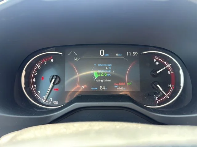 Used 2025 Silver Toyota XLE Premium image 19