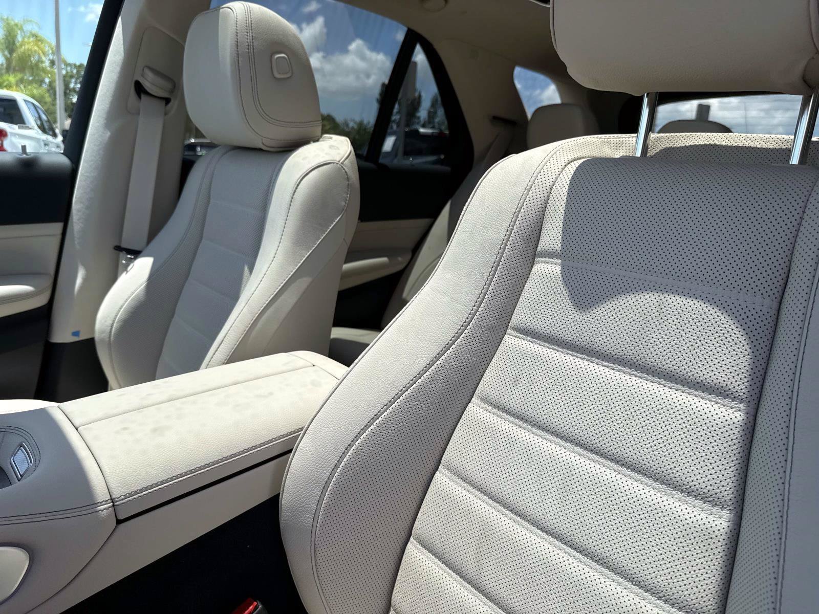 New 2026 Twilight Blue Metallic Mercedes-Benz 350 SUV image 23