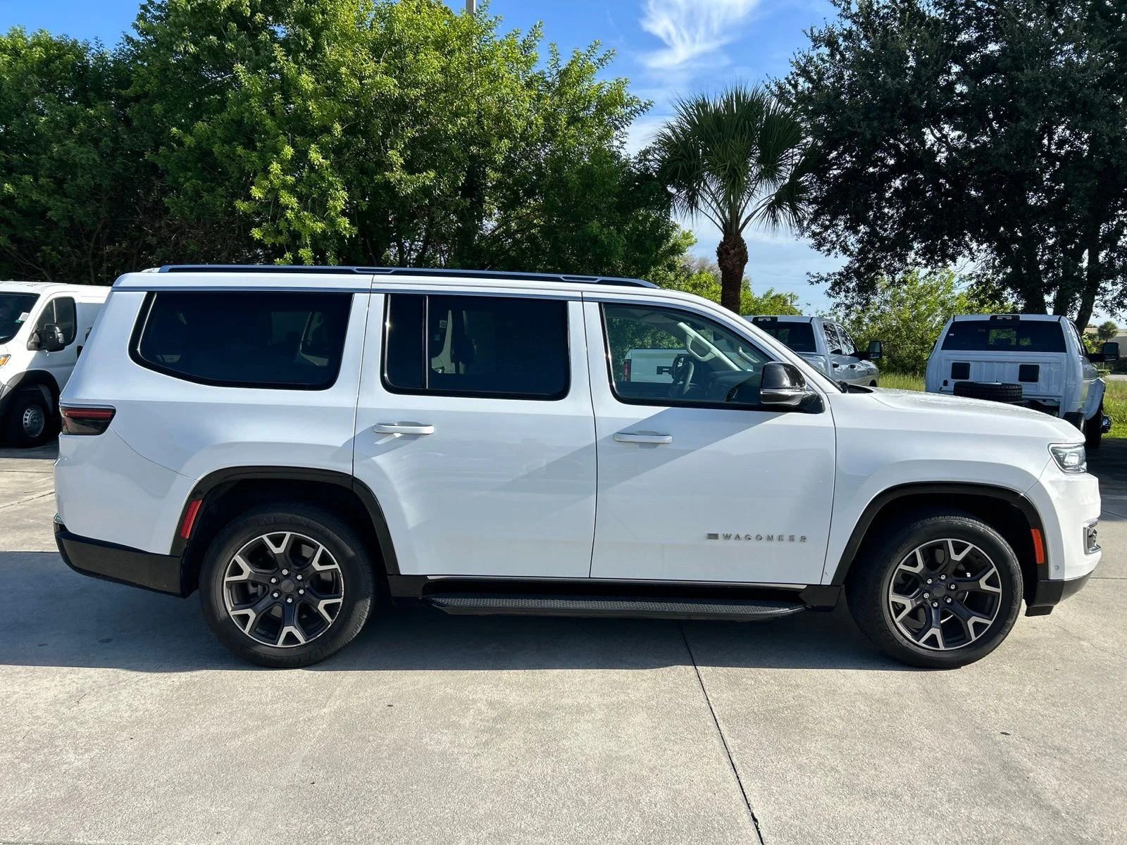 Used 2023 Bright White Clearcoat Jeep Series III image 6