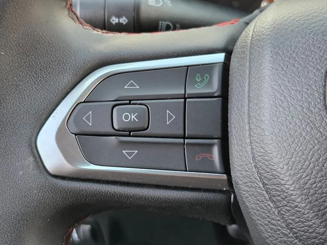 Used 2024 Black Jeep Trailhawk image 25