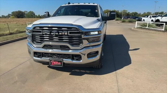 New 2026 Bright White Clear-Coat Exterior Paint RAM Tradesman image 4