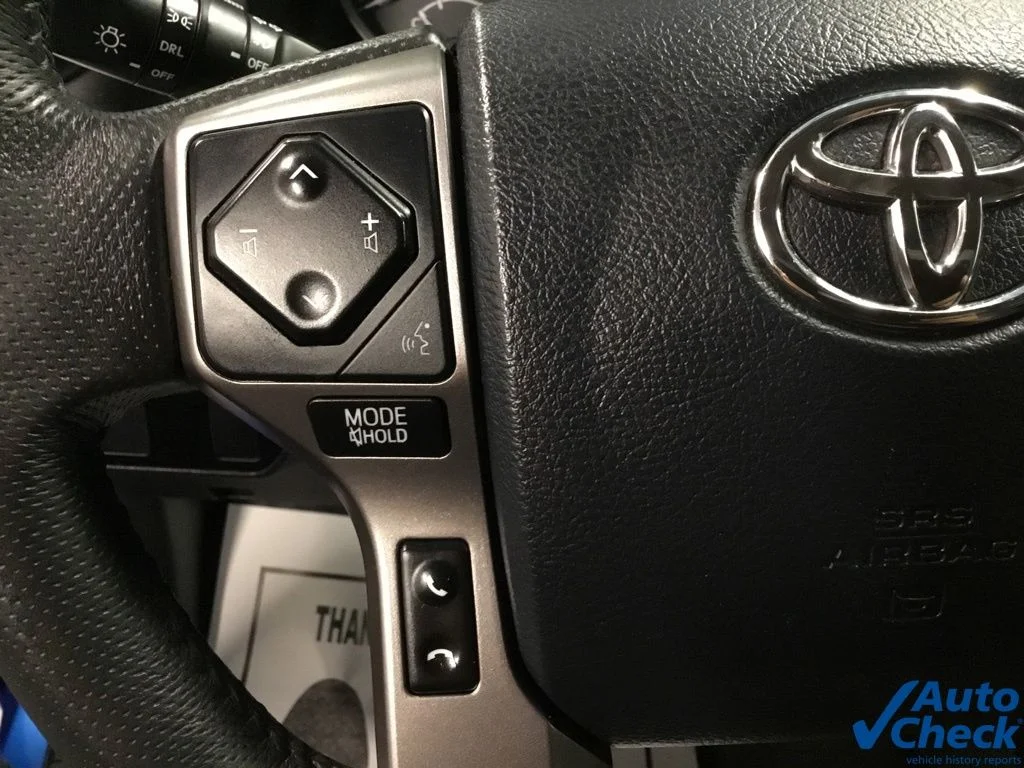 Used 2017 Blue Toyota SR5 image 39