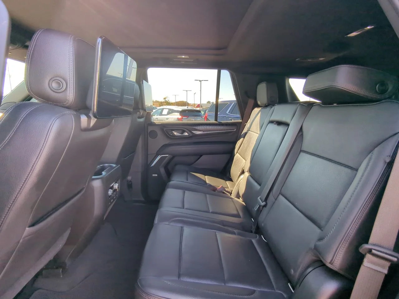2021 GMC Yukon Denali - Photo 48