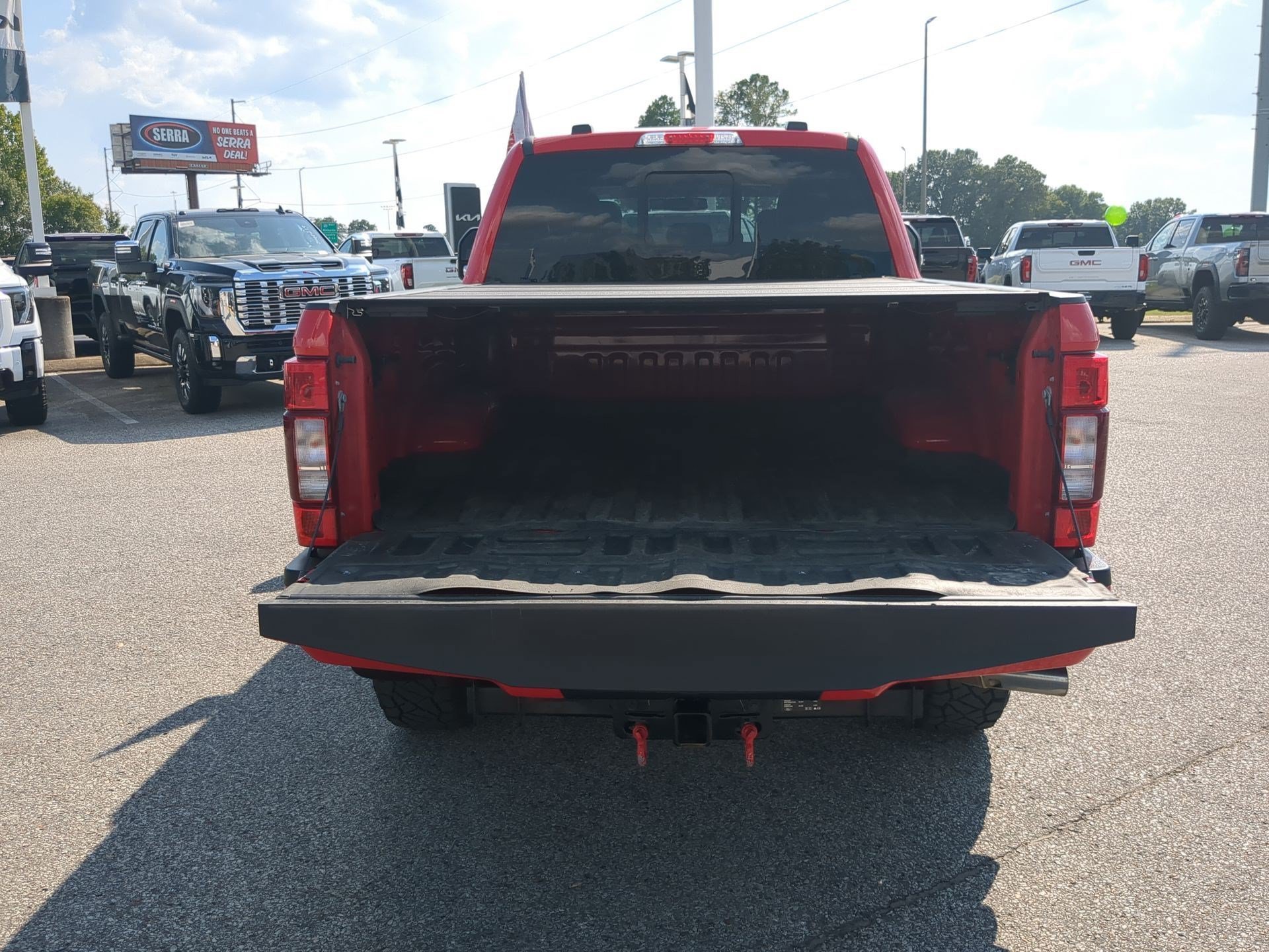 Used 2022  Ford XL image 22