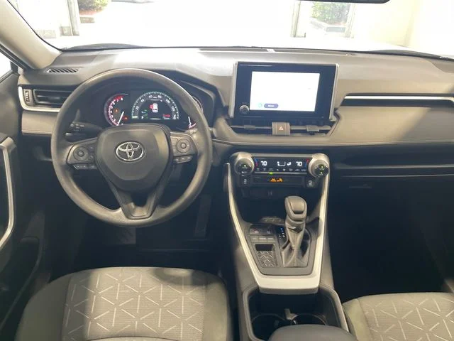 Used 2025 Ice Toyota XLE image 17