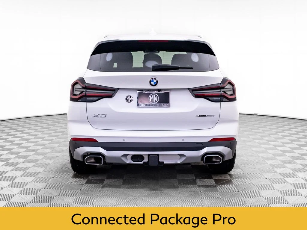 Used 2023 White BMW xDrive30i image 4