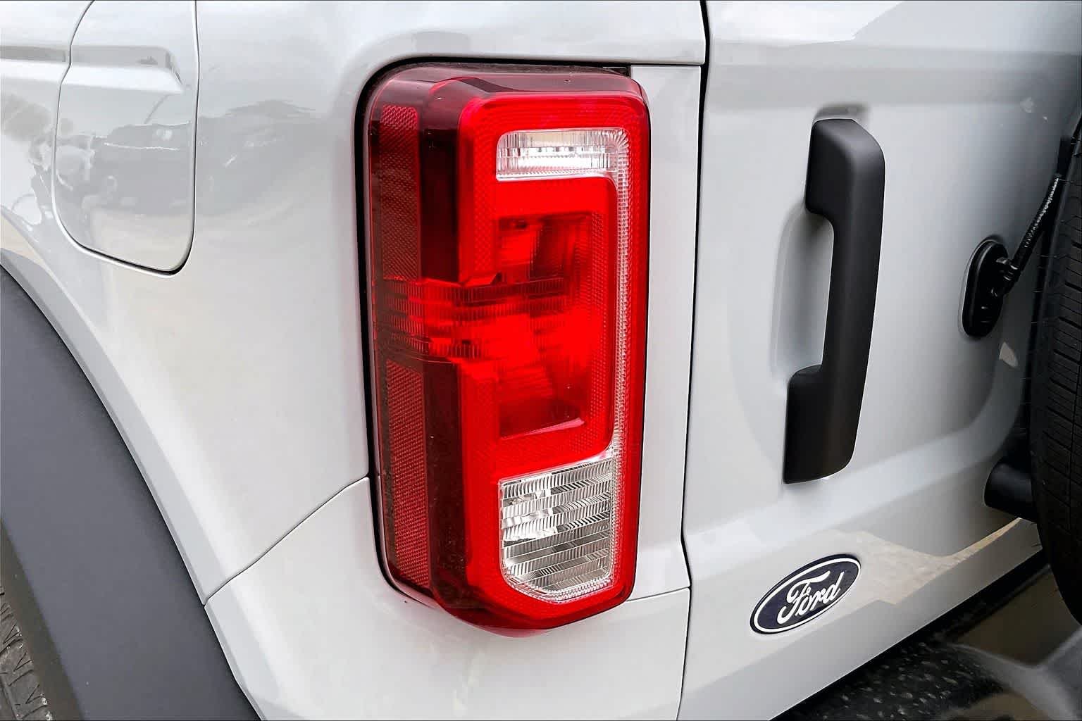 New 2026 Avalanche Ford Base image 12