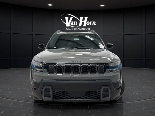 New 2026 Sting-Gray Clear-Coat Exterior Paint Jeep Limited image 2