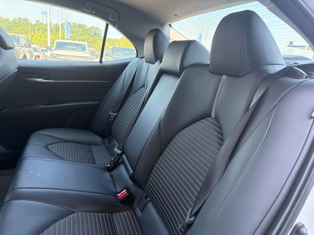 Used 2023 White Toyota SE image 9