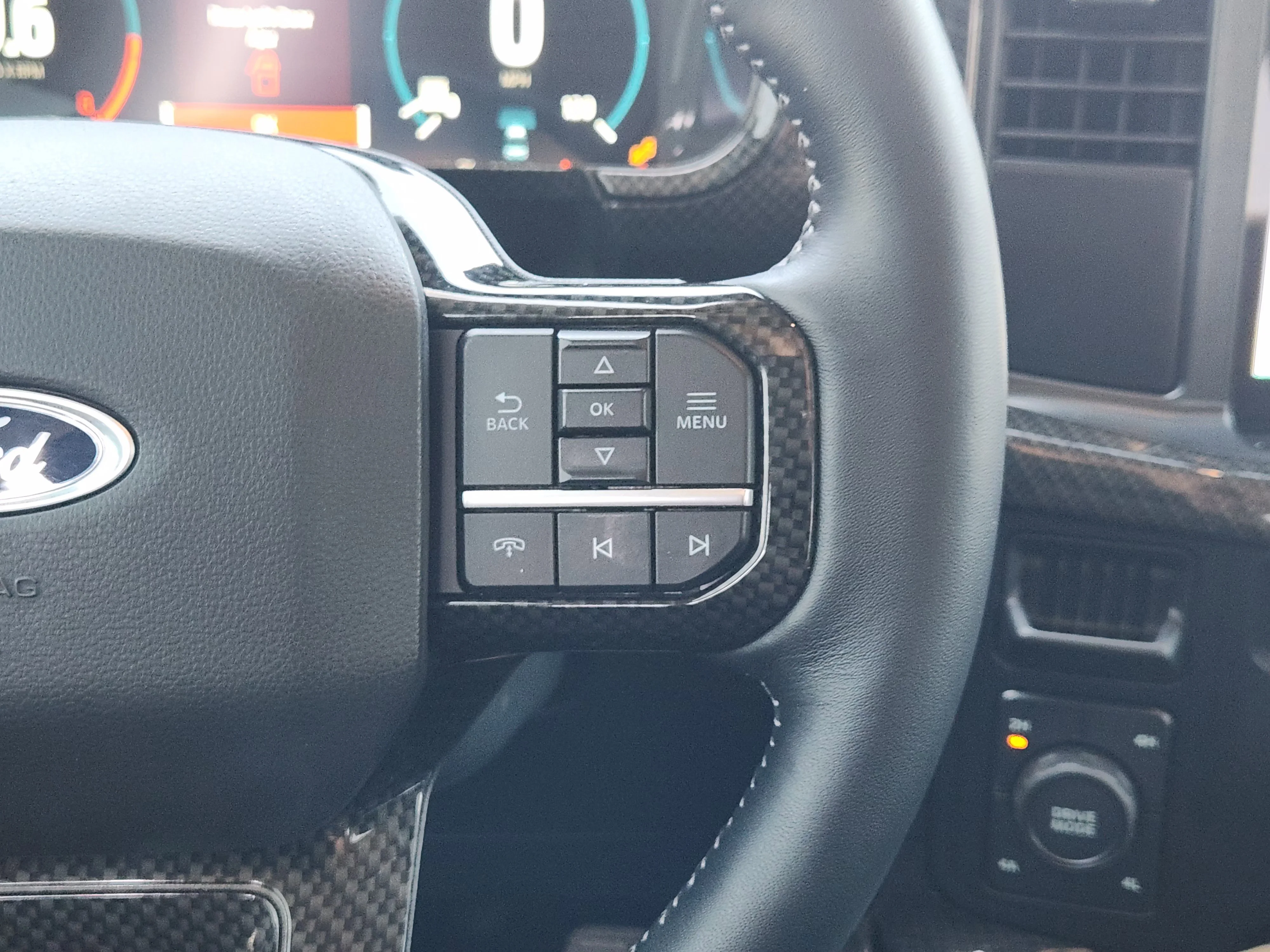 Used 2023 Black Ford LARIAT image 31