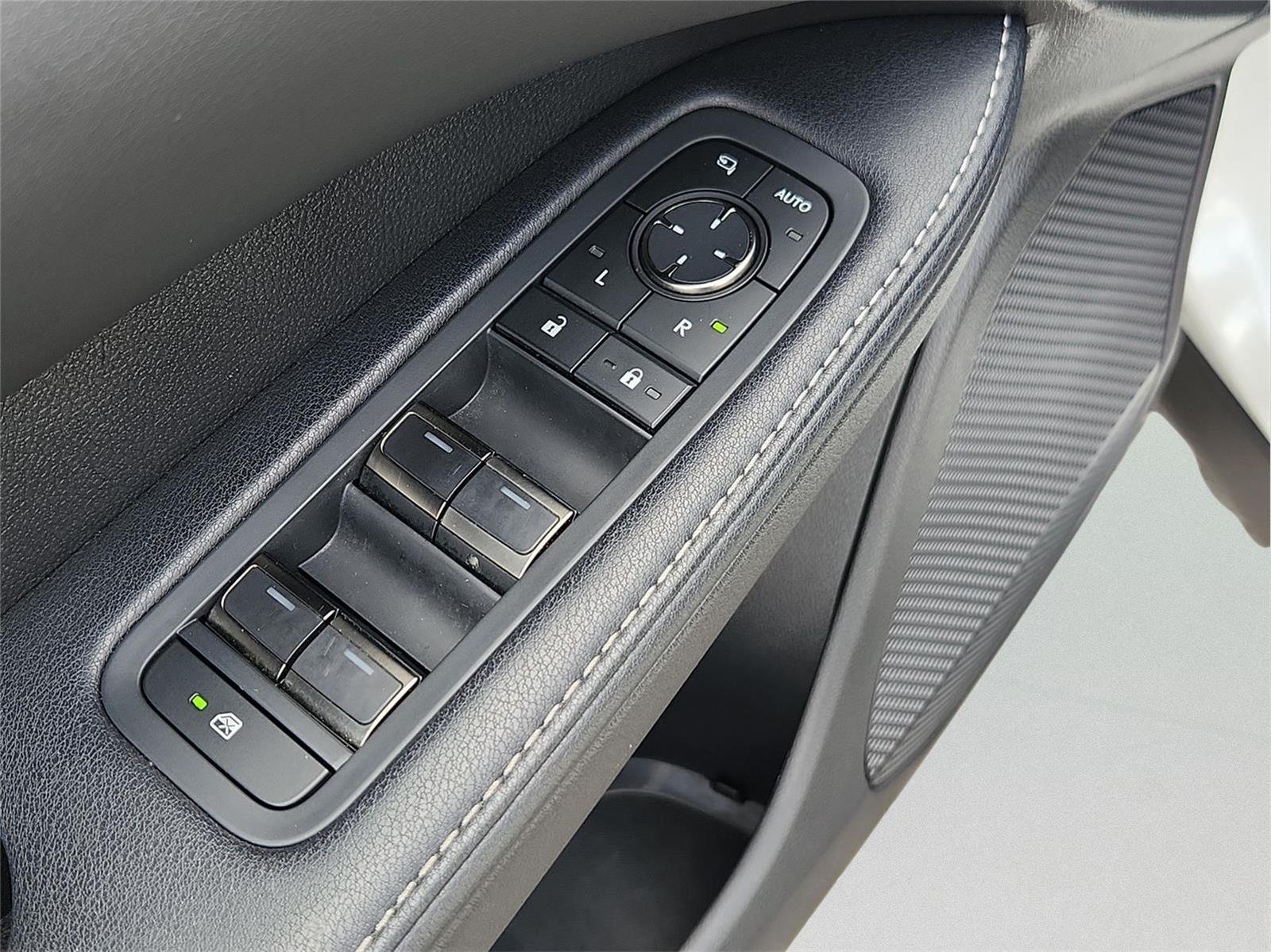 2023 Lexus RX 350 - Photo 24