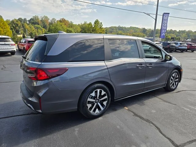 Used 2025 Gray Honda EX-L image 8