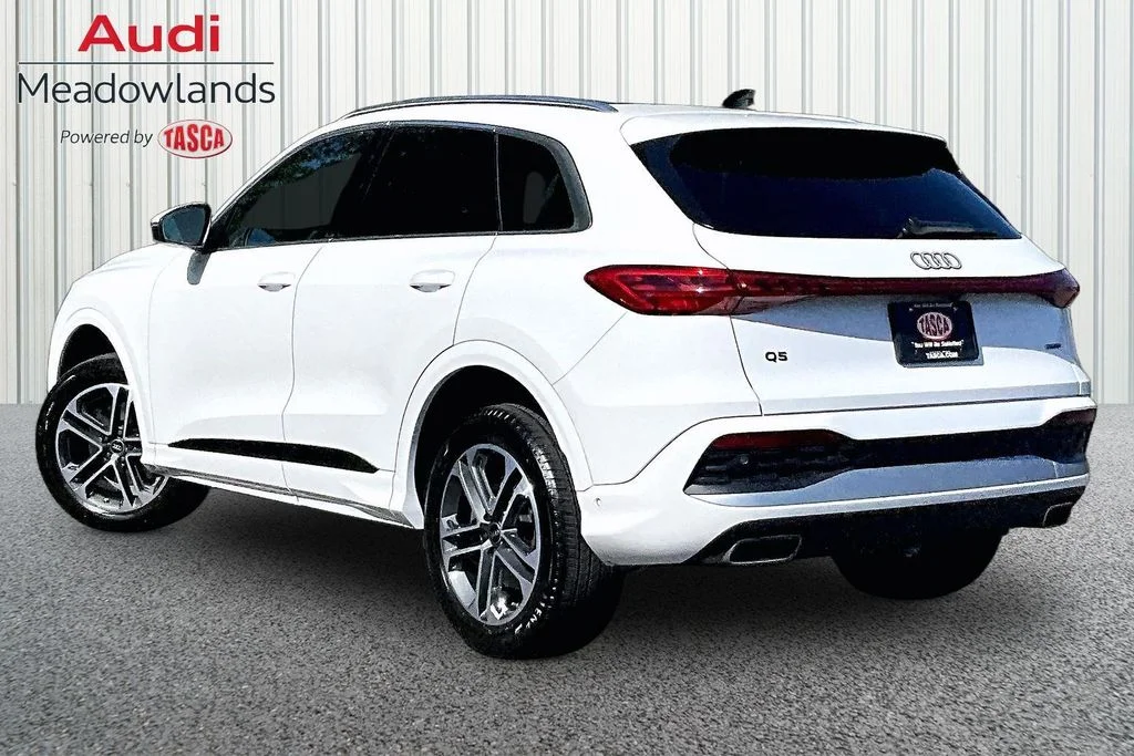 Used 2025 White Audi 2.0T Premium image 4