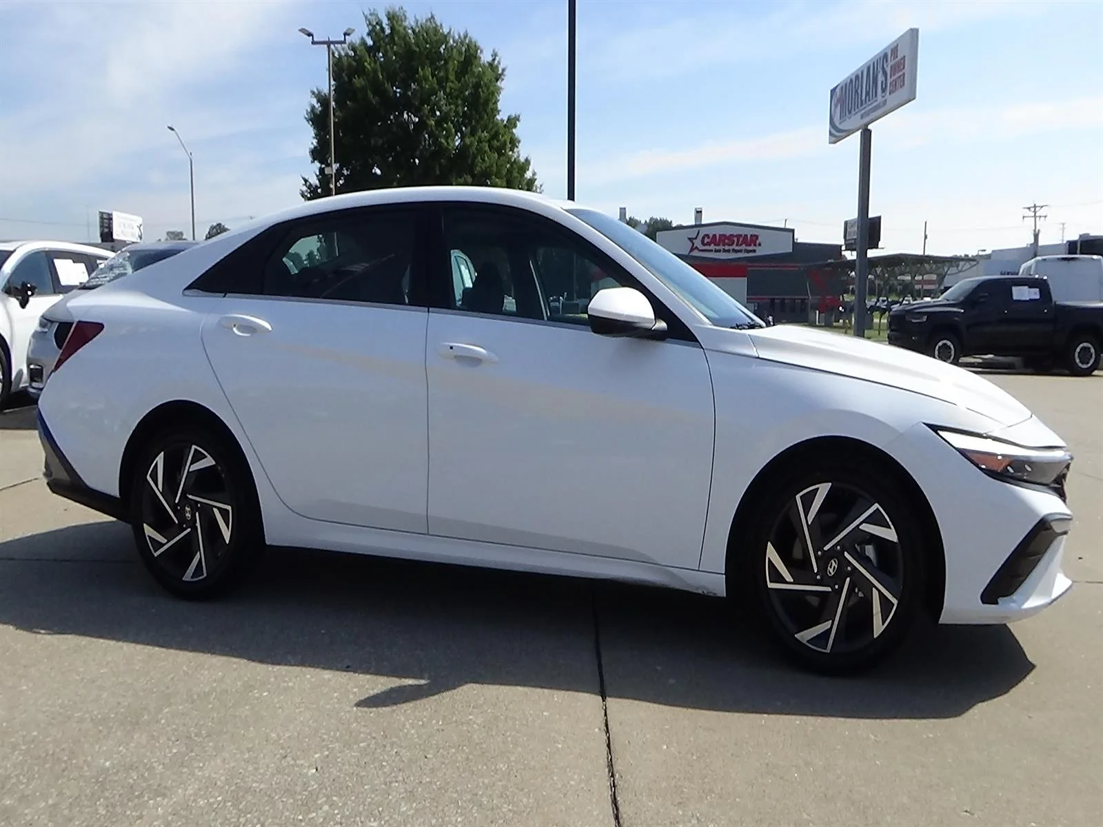 Certified Used 2025 Serenity White Pearl (w6h) Hyundai SEL Convenience image 5