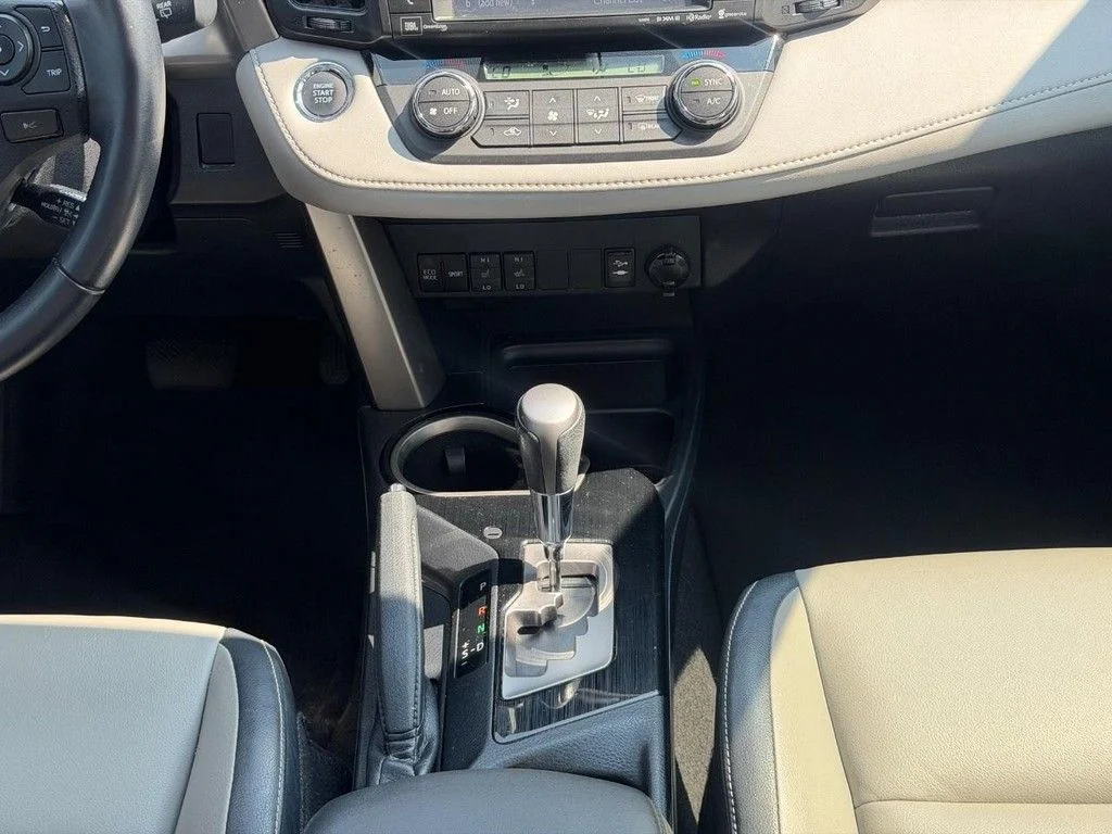 Used 2016 Red Toyota Limited image 16