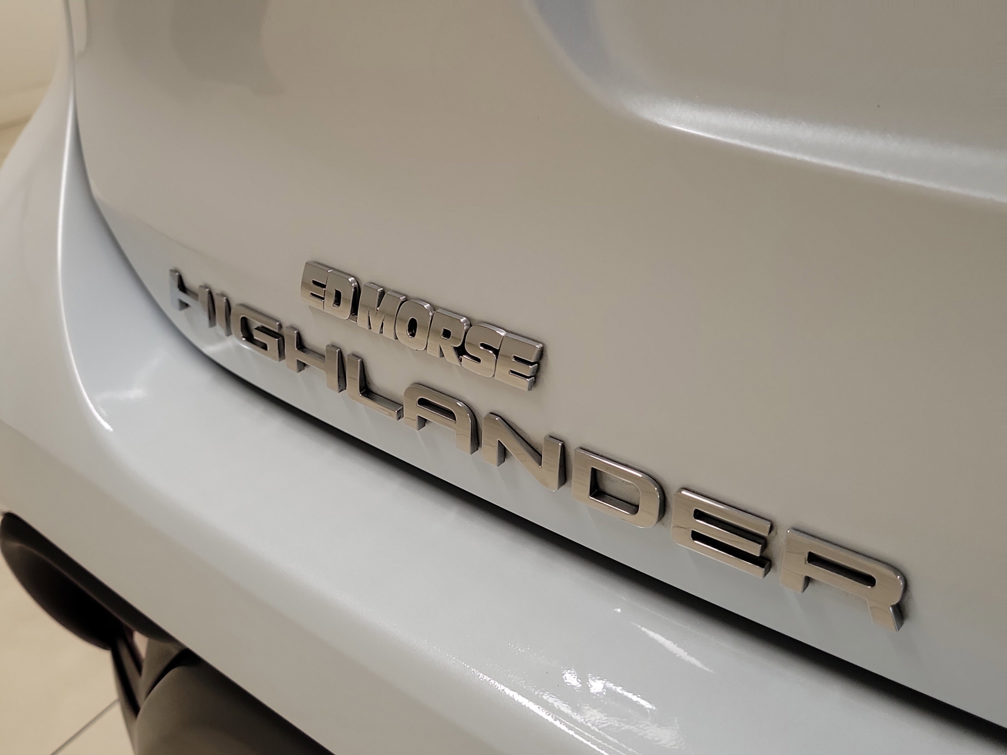 Used 2023 Pearl Toyota Hybrid Bronze Edition image 10