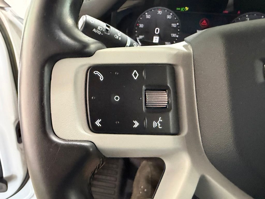 2023 Land Rover Defender SE - Photo 17