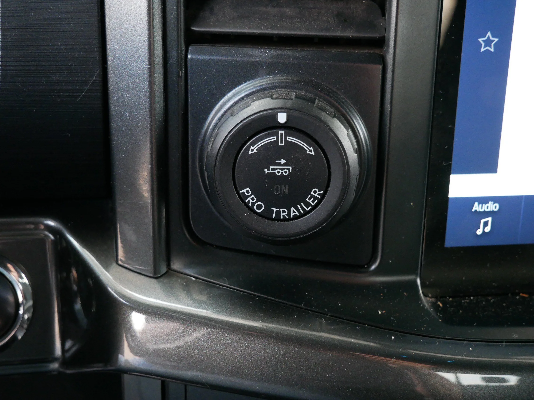 Certified Used 2021 Oxford White Ford XLT image 30