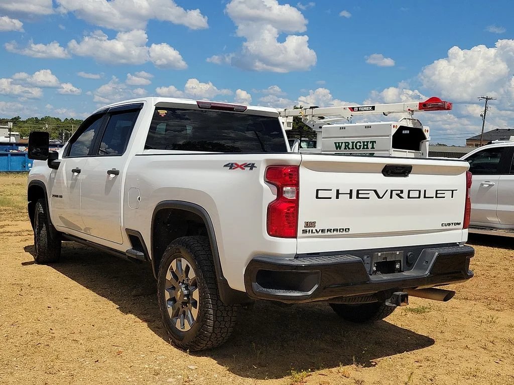 Used 2023 Summit White Chevrolet Custom image 3