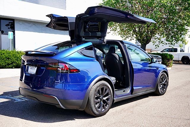 Used 2023 Blue Tesla Base image 7