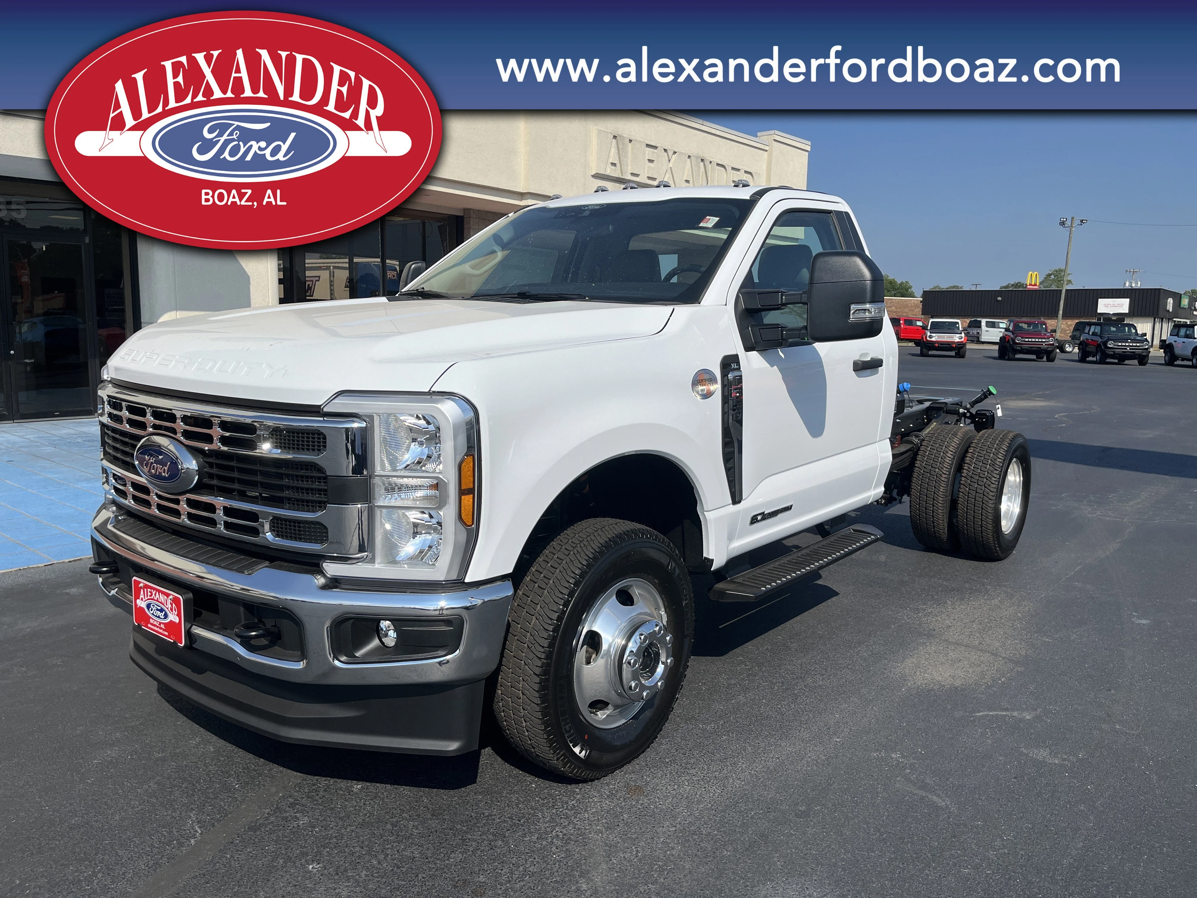 2026 Ford F-350 Super Duty Chassis Cab XL
