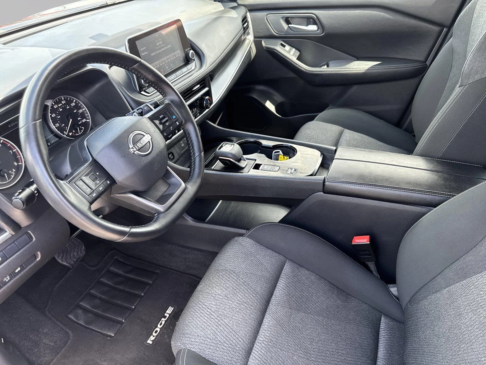 Used 2025 Gun Metallic Nissan SV image 10