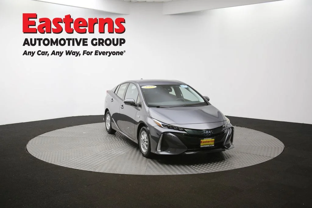 Used 2021 Gray Toyota LE image 48