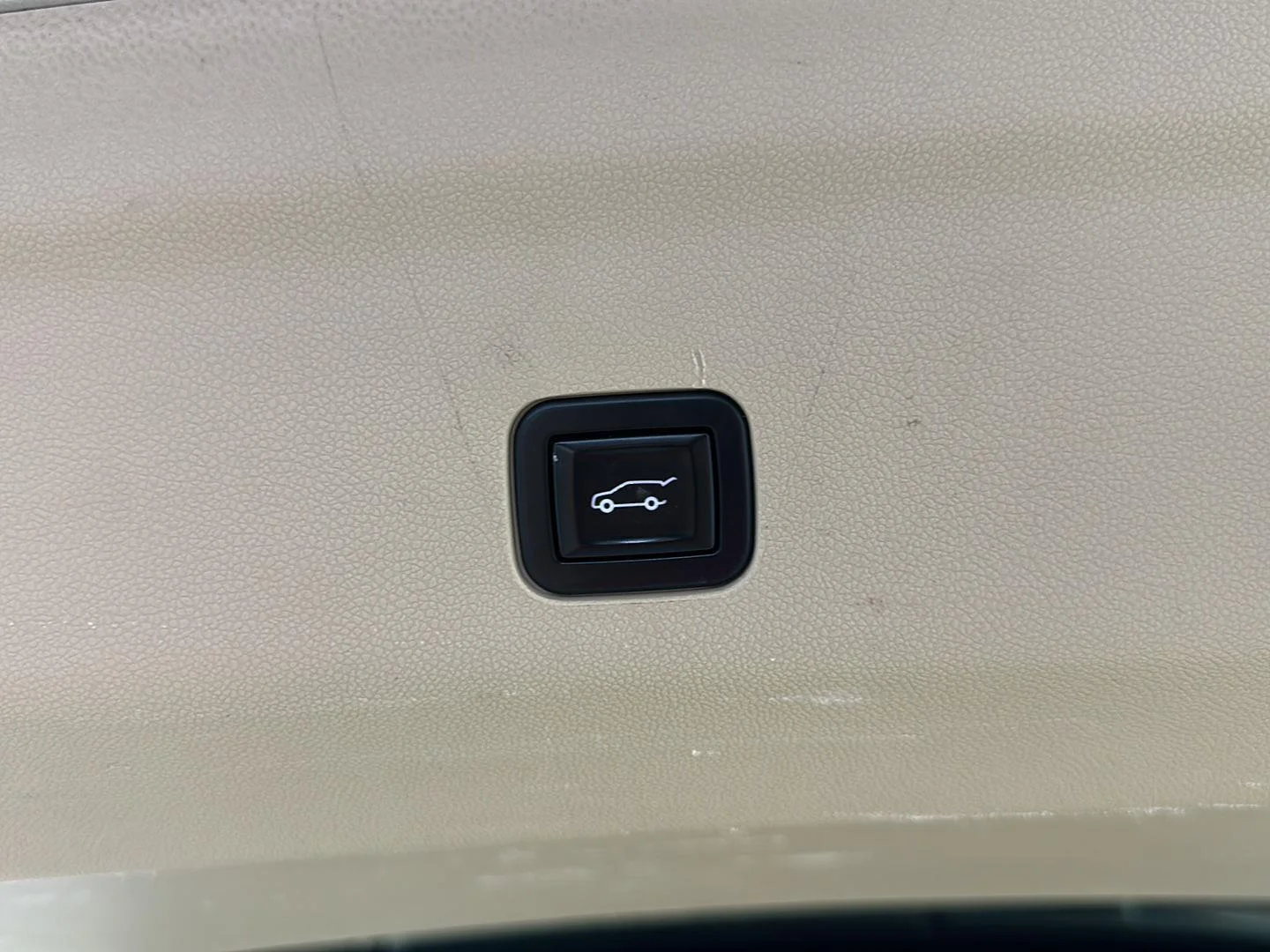 Used 2021 Sandstone Metallic Cadillac Premium Luxury image 33