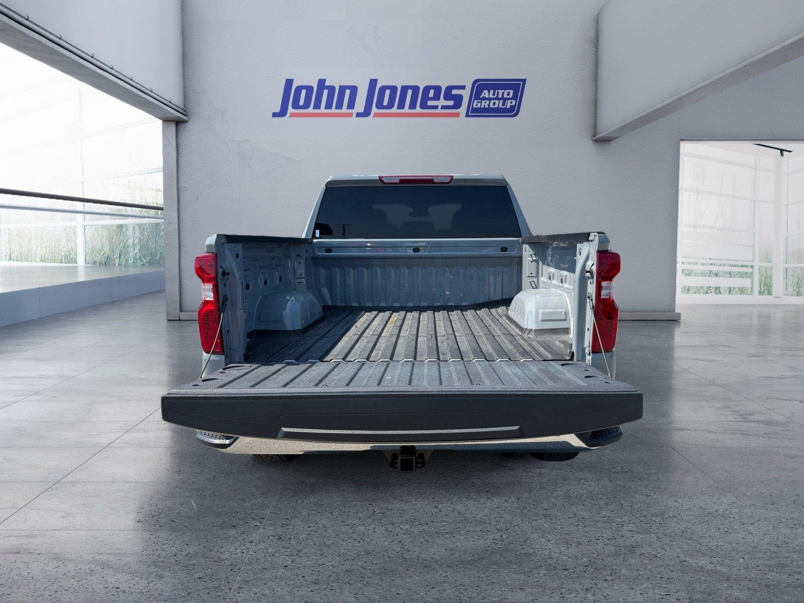 Used 2024 Slate Gray Metallic Chevrolet LT image 18