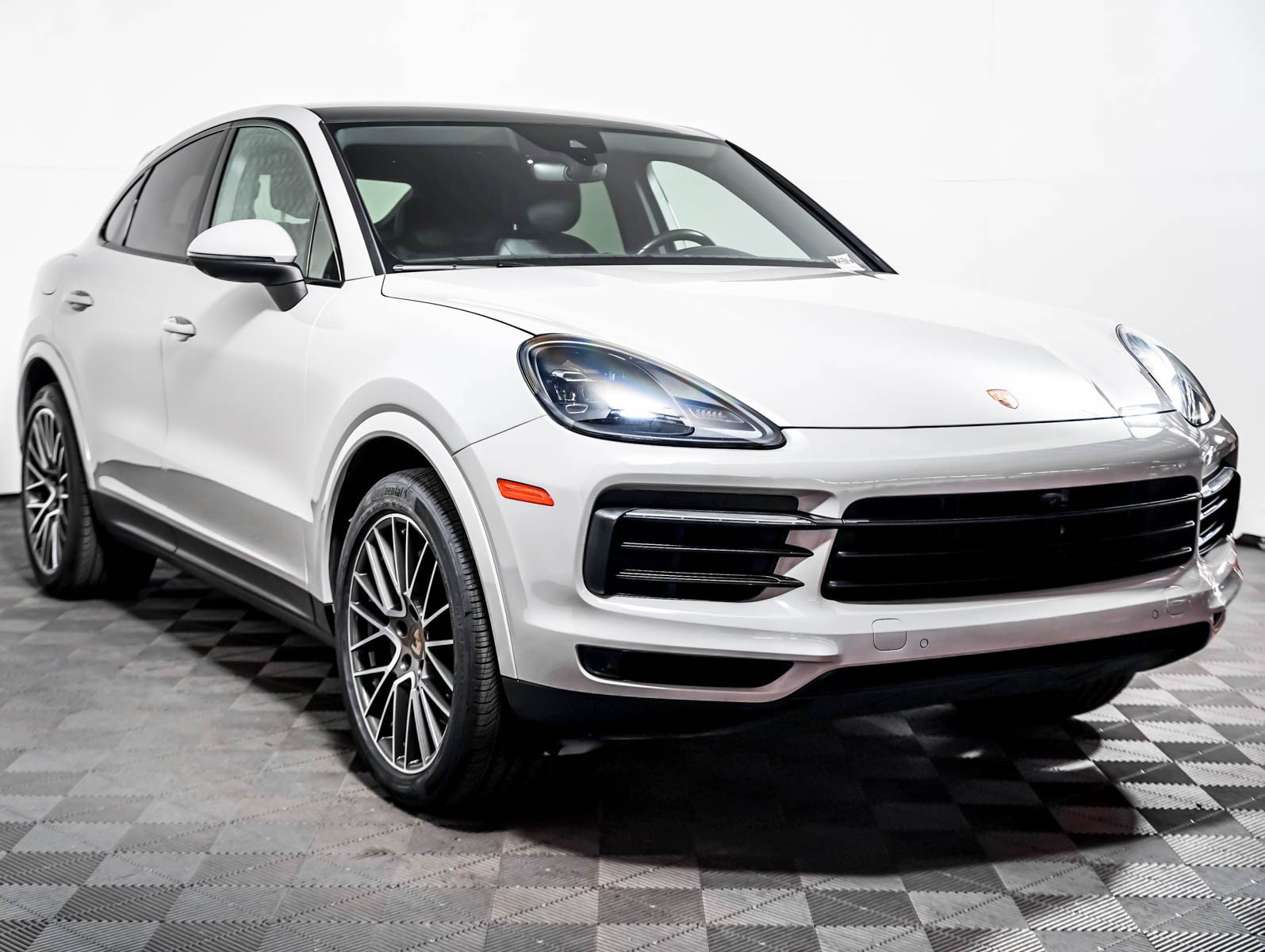 Certified Used 2023 CHALK Porsche Coupe image 8